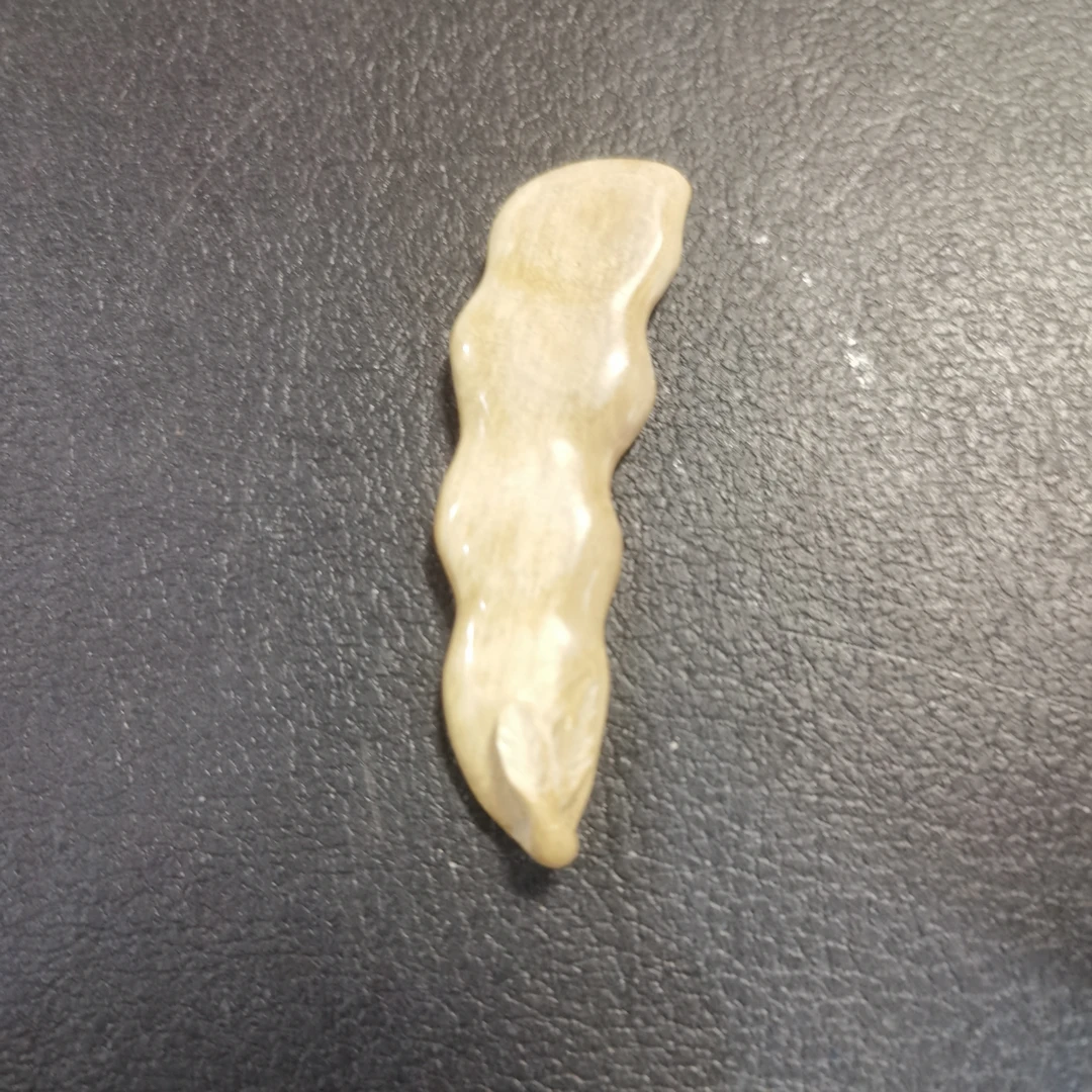 猛犸雕刻牌约 7克ZS10