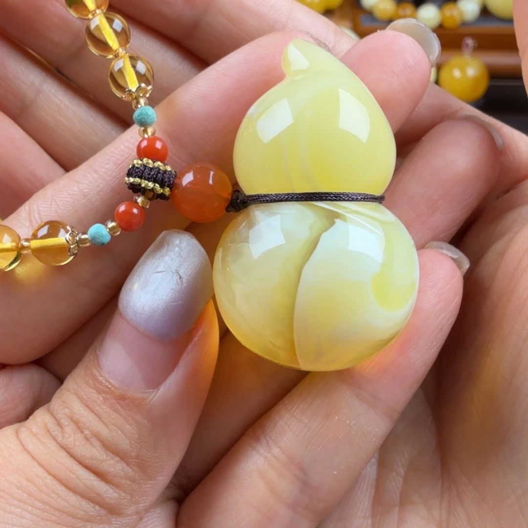 琥珀颈饰未镶嵌纯天然琥珀蜜蜡无优化