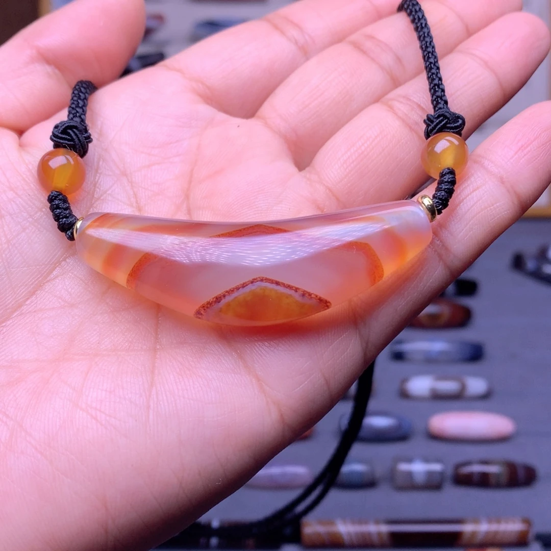 玛瑙/玉髓未镶嵌珠宝奇石