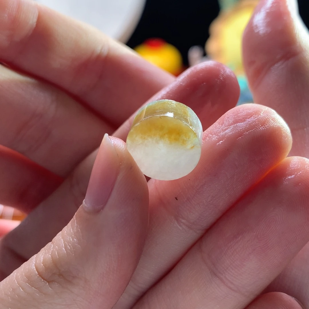 未镶嵌定制翡翠冰黄戒指心