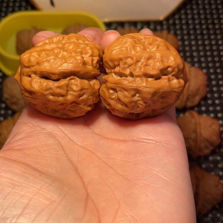 文玩核桃把件四开背大腿肌肉蛙