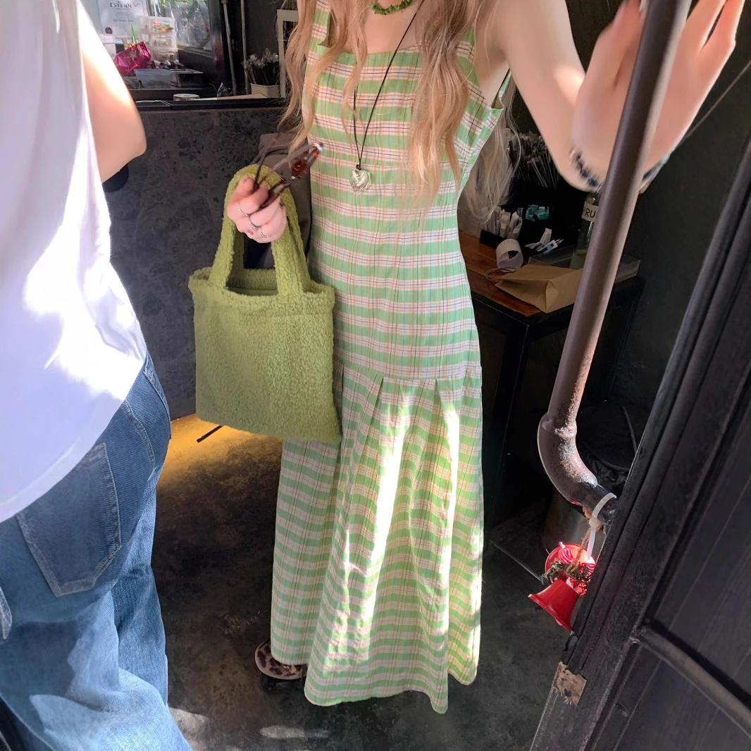 Lazygirls实绿洋气长裙高级小清新绿格子方领背心百褶无袖连衣裙