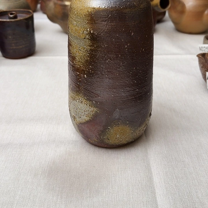 都是漂亮的备前烧