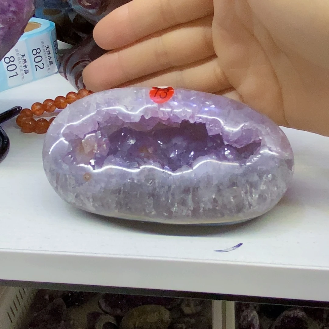 紫晶未镶嵌大型摆件（非配饰）小潘