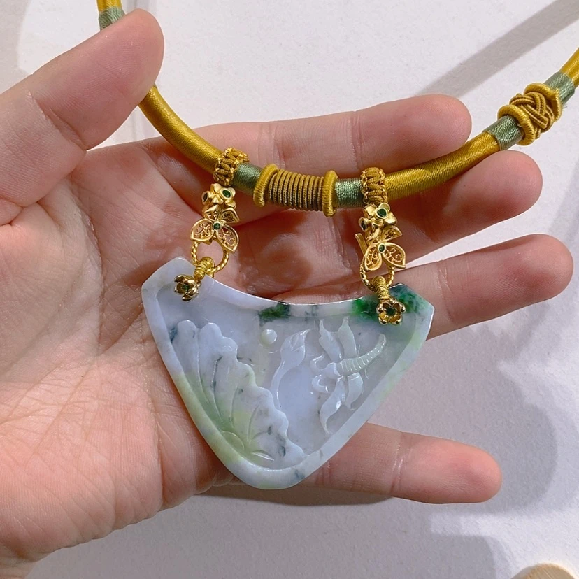 【闪购商品】颈饰未镶嵌翡翠