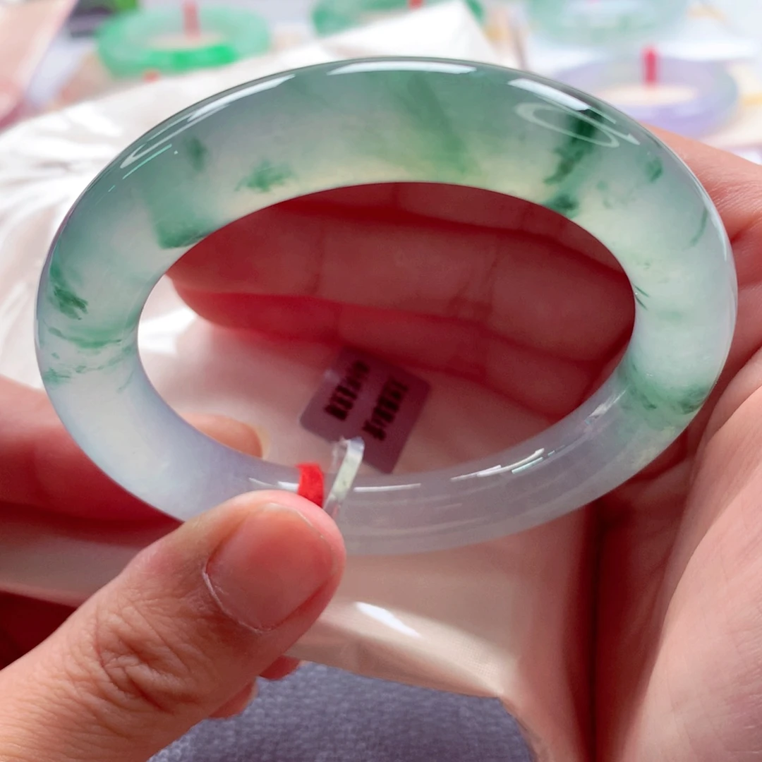 翡翠未镶嵌手镯（圆镯）师妹54胖圆发光发透冰绿花（11号）