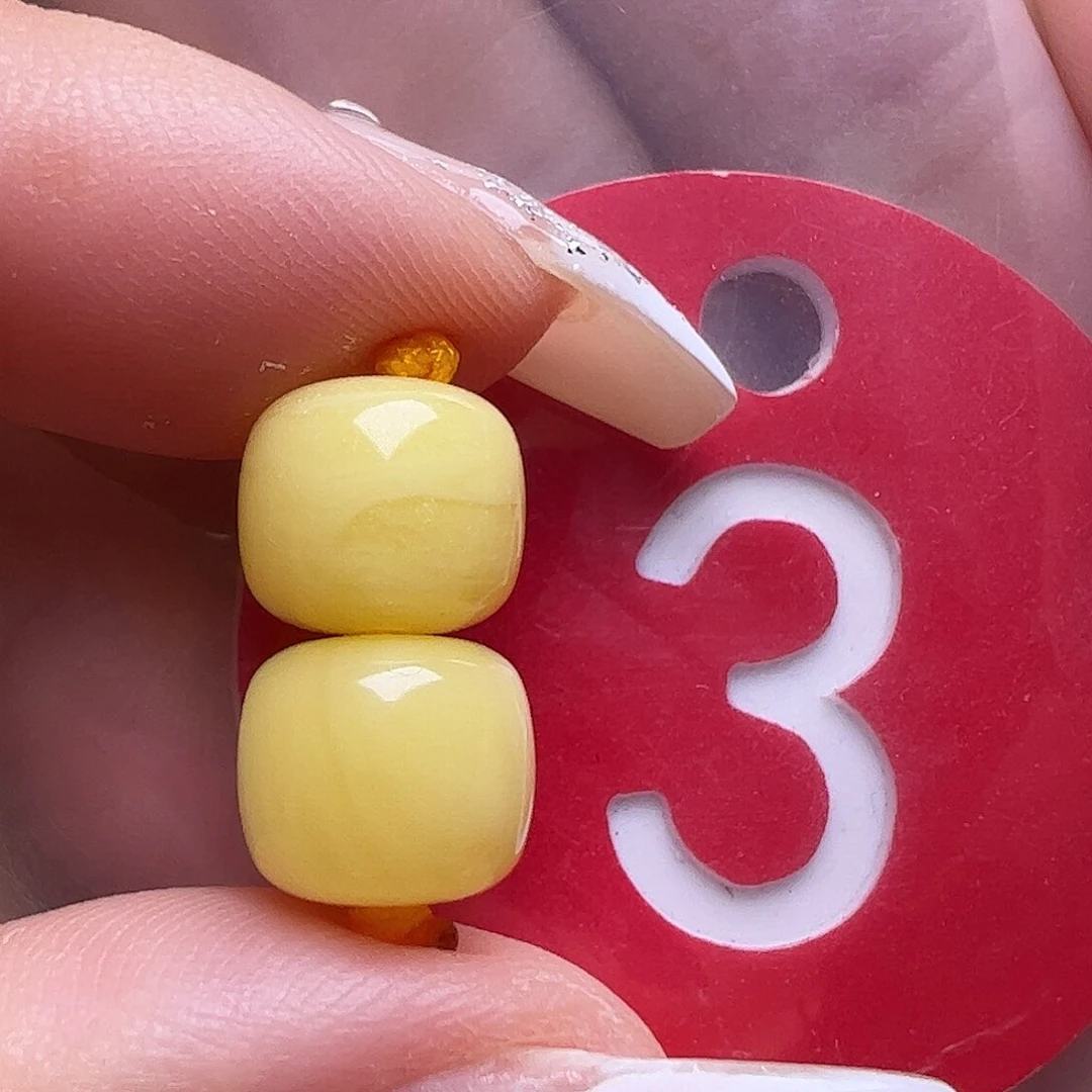 未镶嵌蜜蜡裸石8.5mm老型