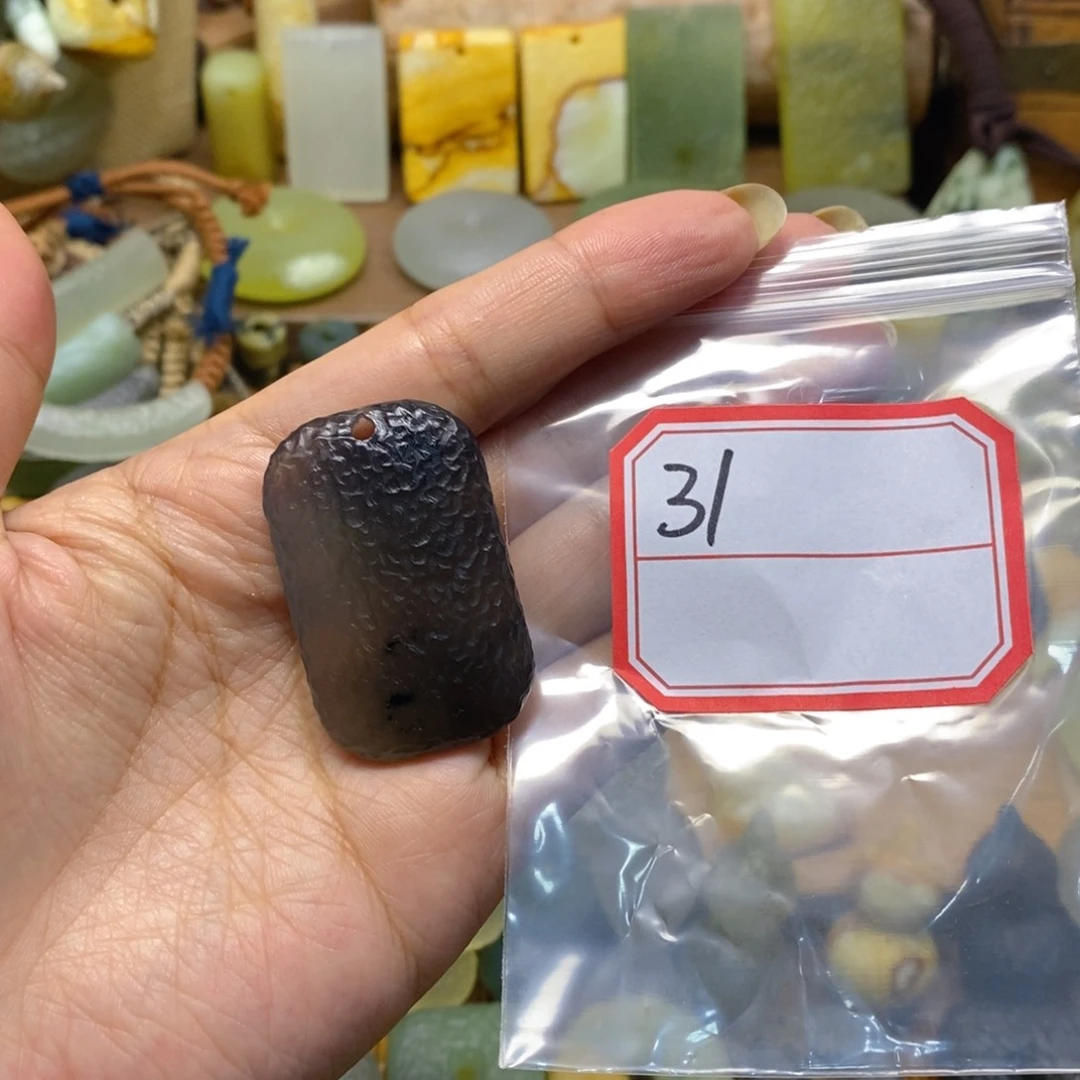 未镶嵌岫玉纯天然l****n