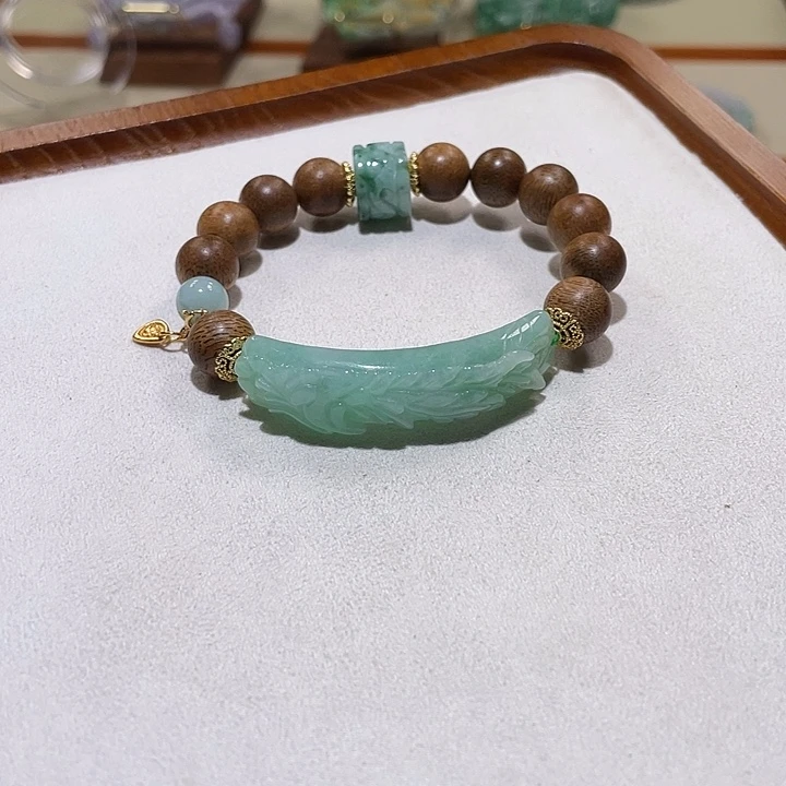 未镶嵌手链翡翠翡翠手牌