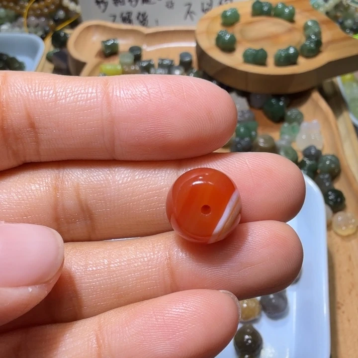 和田玉未镶嵌珠宝半成品谢*怂