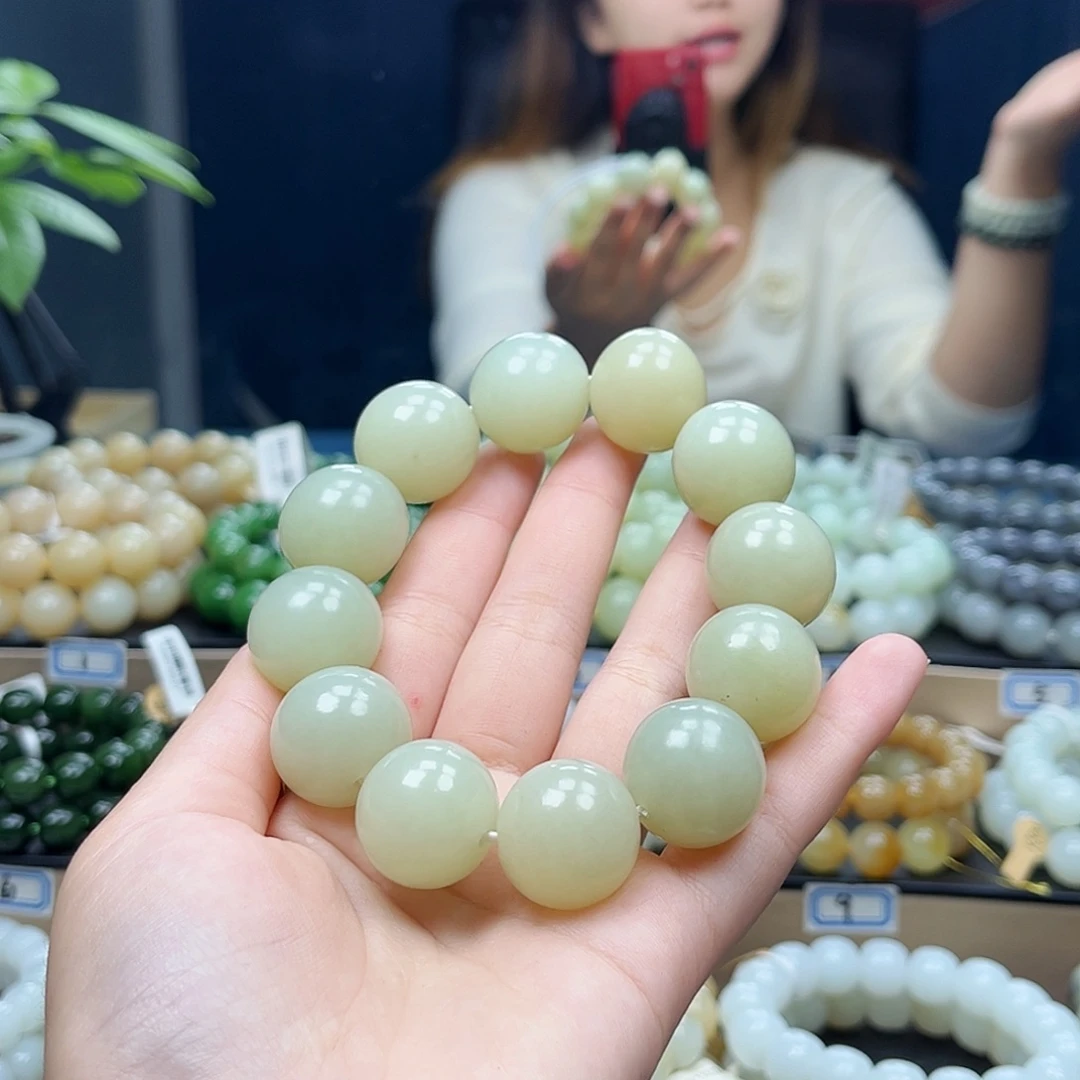 未镶嵌手链和田玉