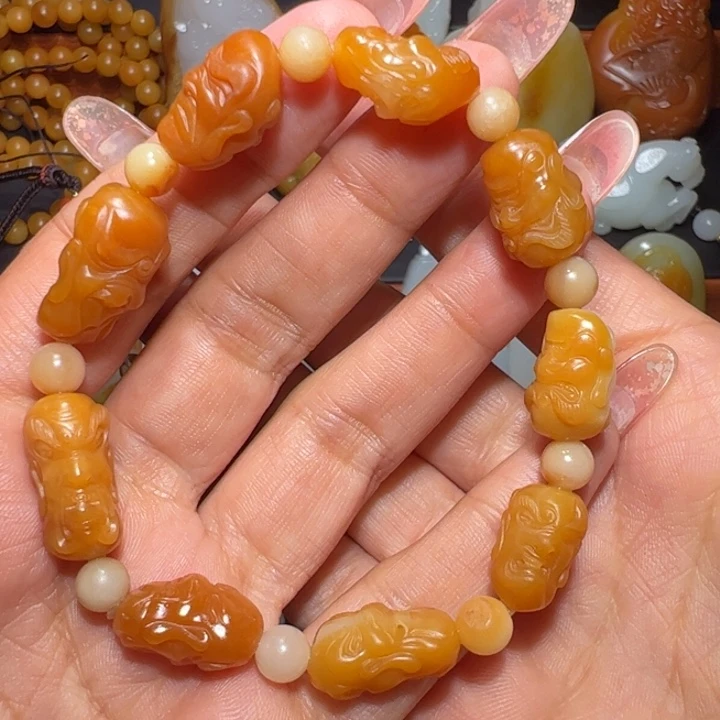 家***术和田玉未镶嵌颈饰