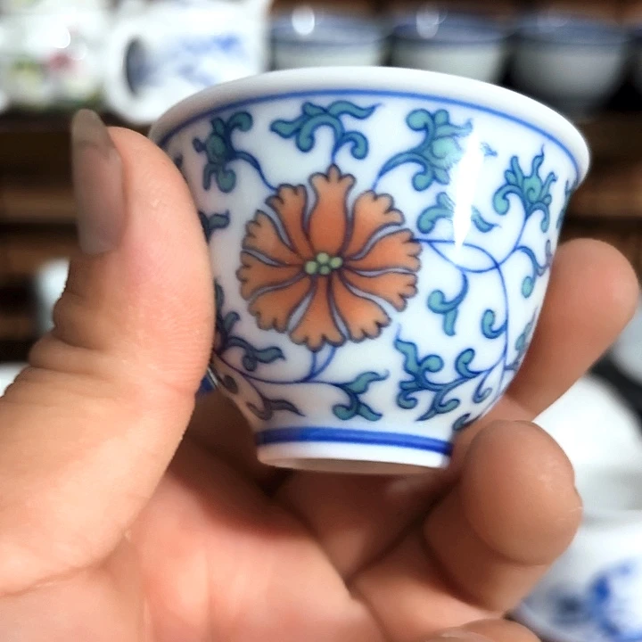 景德镇陶瓷小茶杯