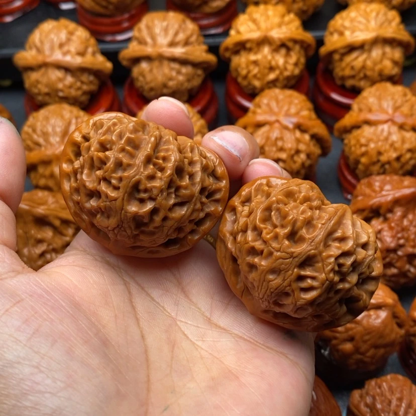 【闪购商品】文玩核桃把件44宫灯