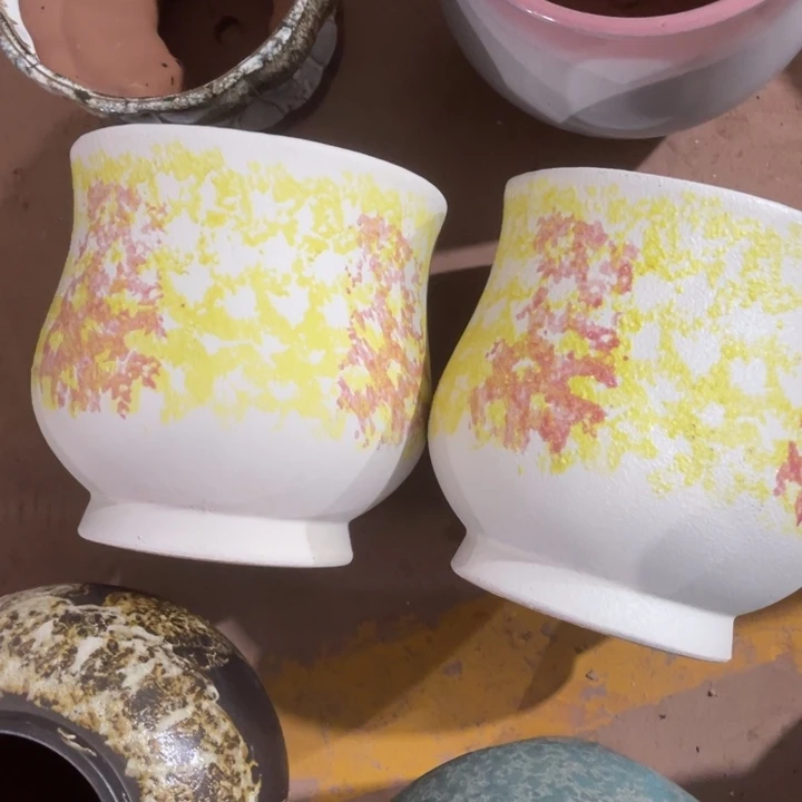 紫砂花盆口径20高度20两只正品