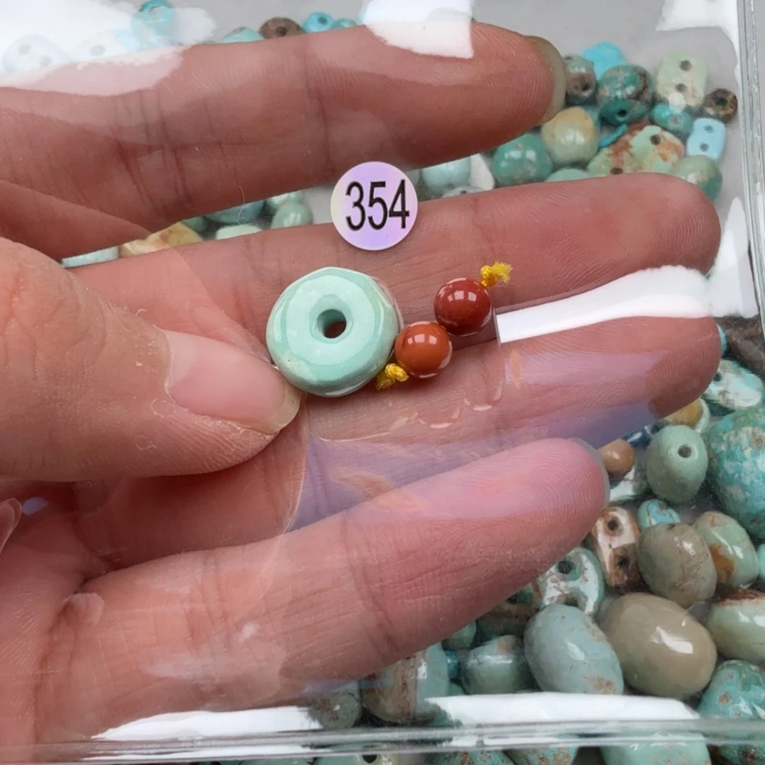 南红玛瑙未镶嵌珠宝奇石