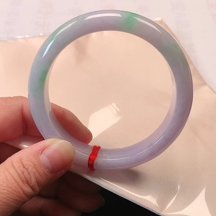翡翠手镯未镶嵌翡翠131