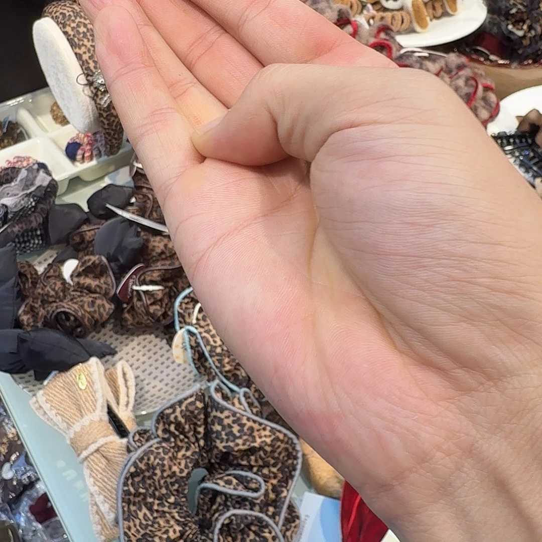 爱***哟皮质非金属随机6665
