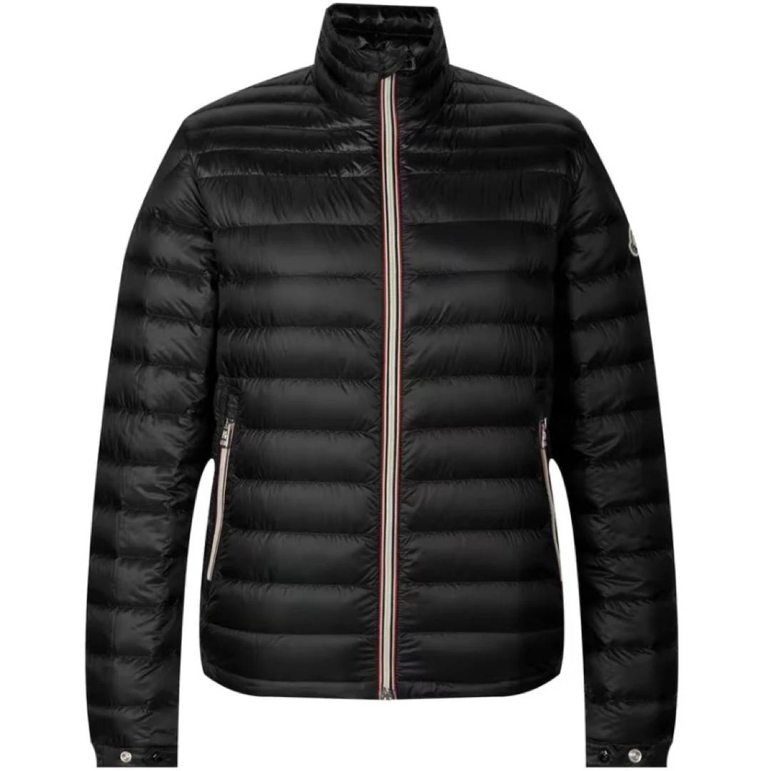未使用 MONCLER 丹尼尔黑色轻薄羽绒服