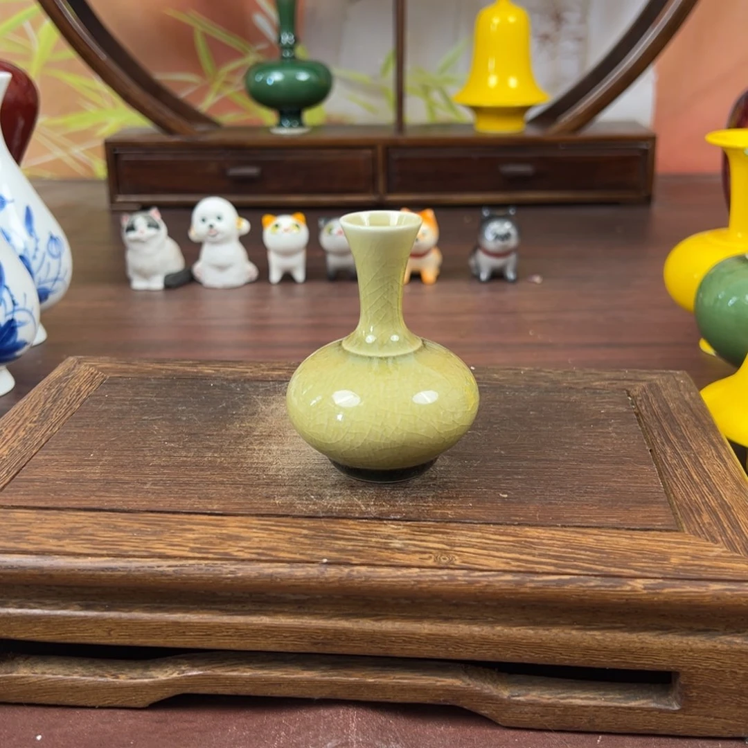 摆件景德镇陶瓷研究所工作的