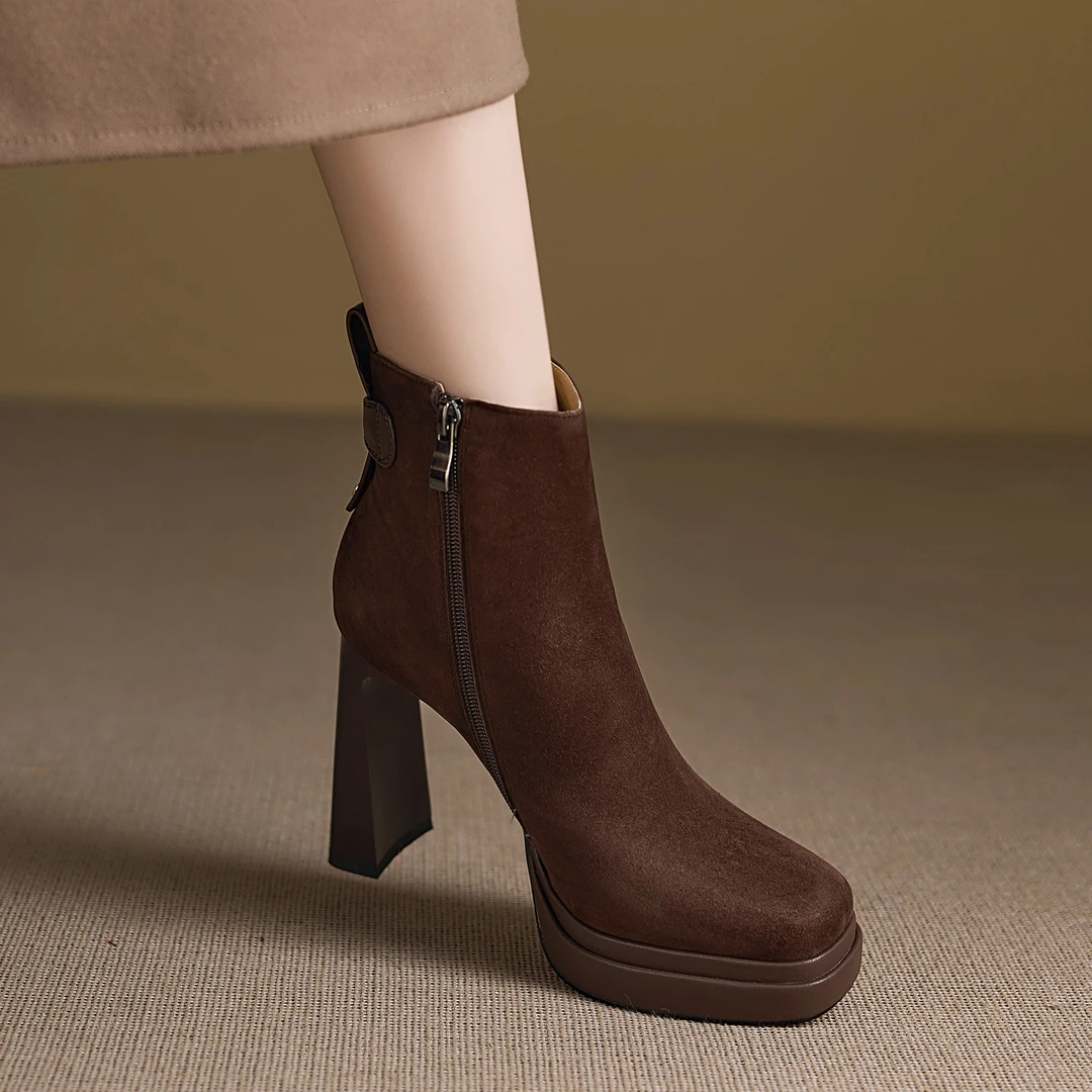 10.5cm小个子防水台超高跟时装靴方头羊猄皮短筒单靴棕色气质短靴
