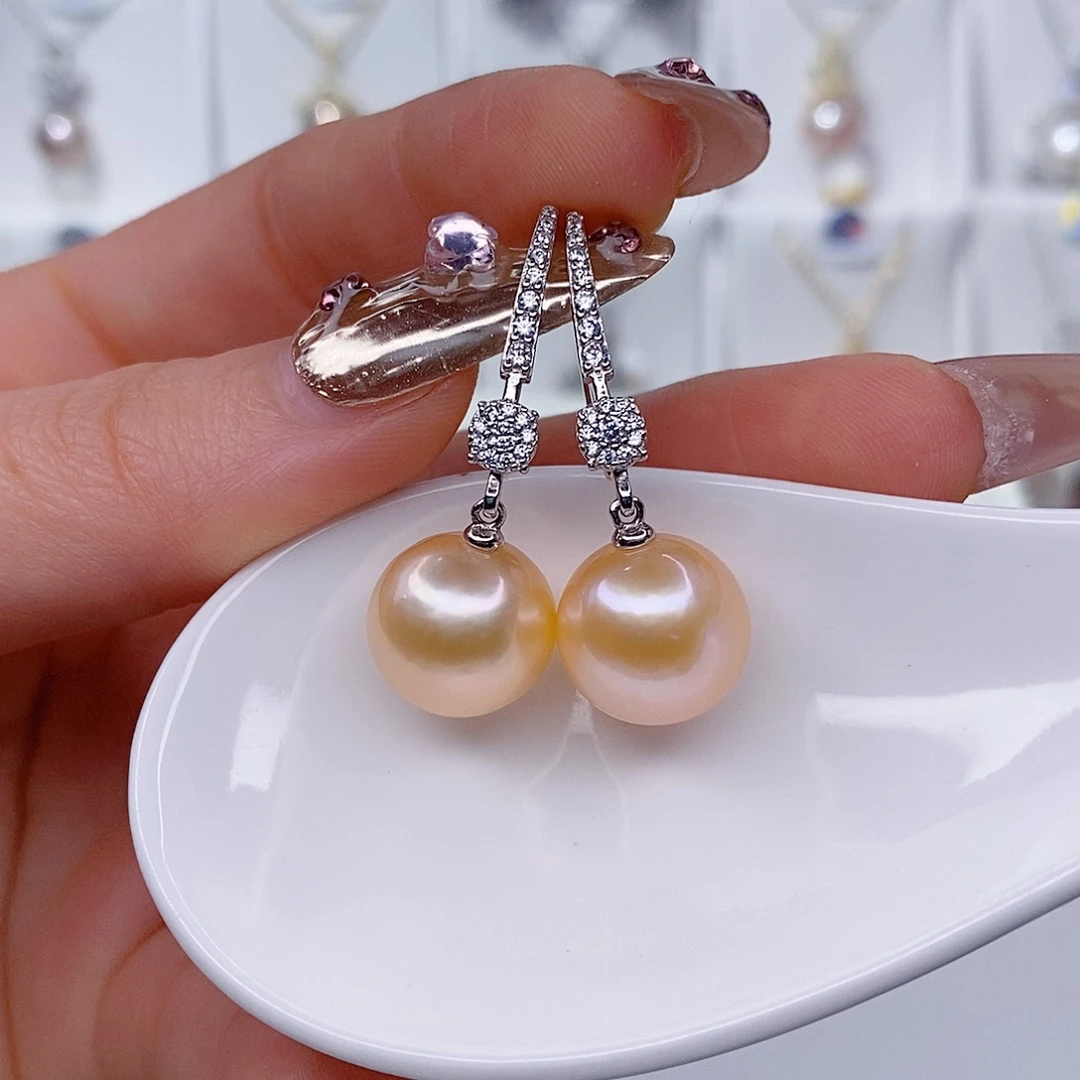 玉***城银S925镶嵌耳饰淡水珍珠12➕