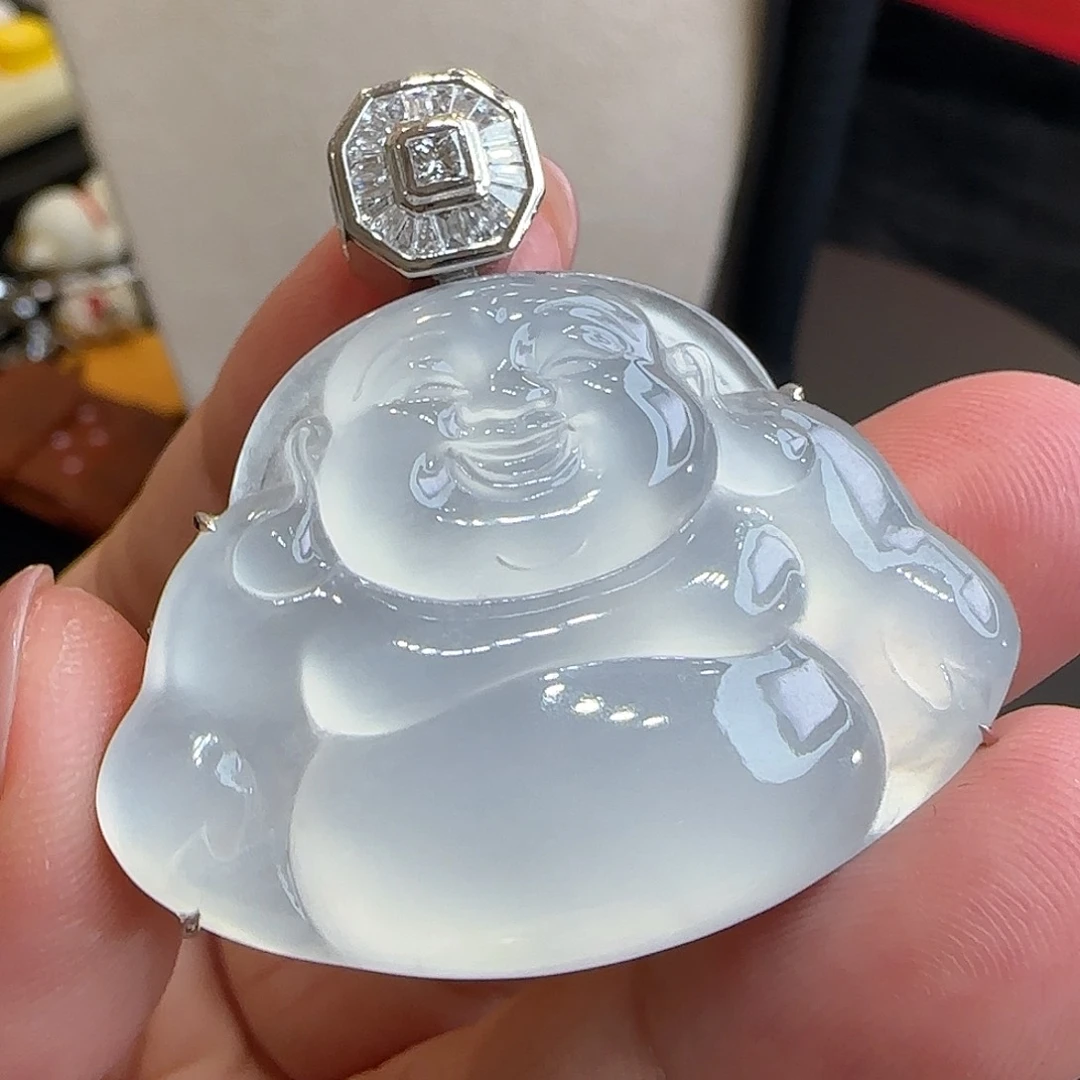 颈饰18K金镶嵌翡翠天然翡翠