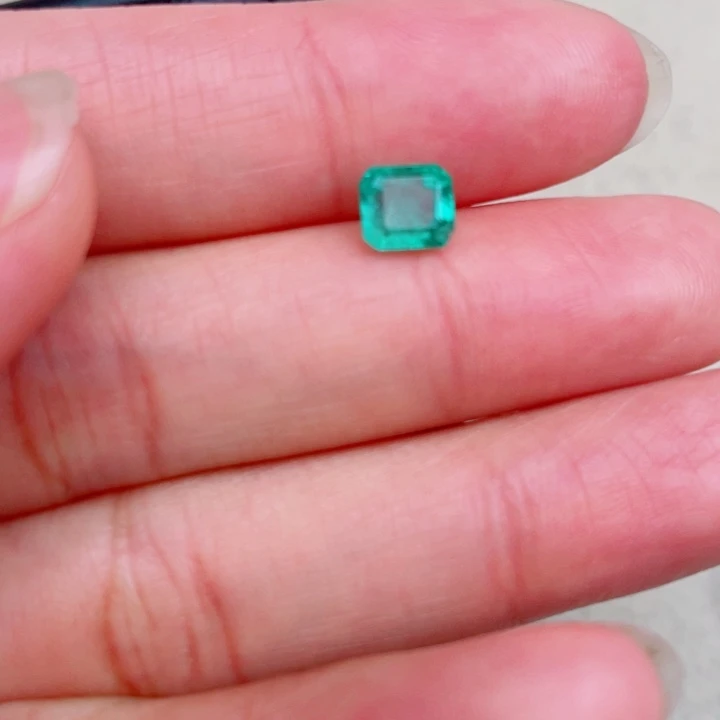 裸石未镶嵌祖母绿1.01ct祖母绿