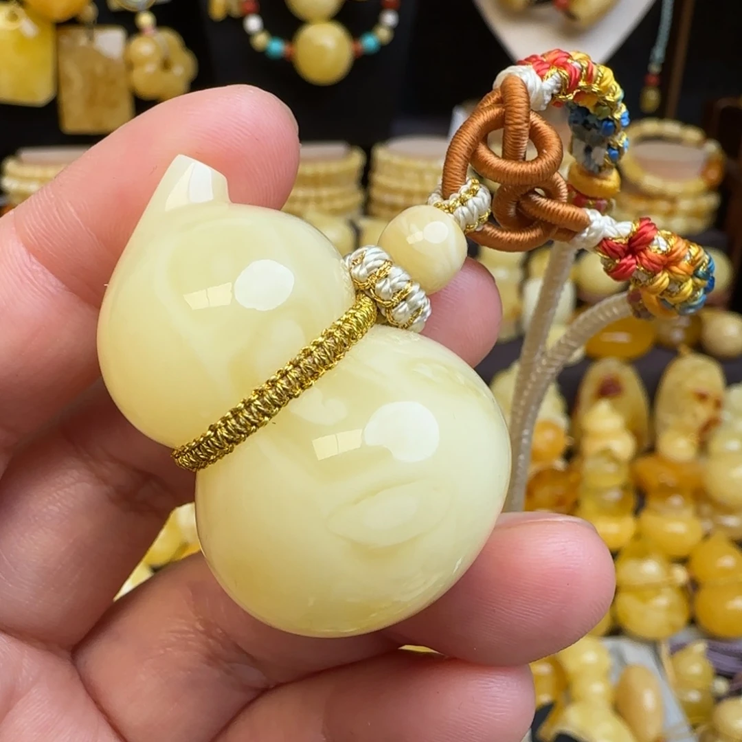 琥珀未镶嵌套链天然白蜜蜜蜡葫芦吊坠