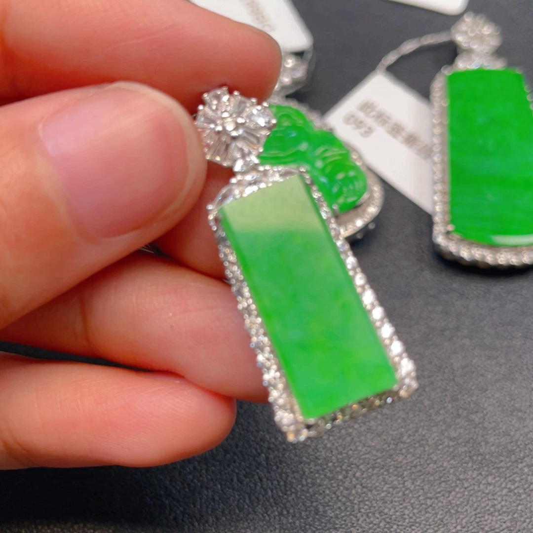 吊坠(不含链)银S925镶嵌翡翠