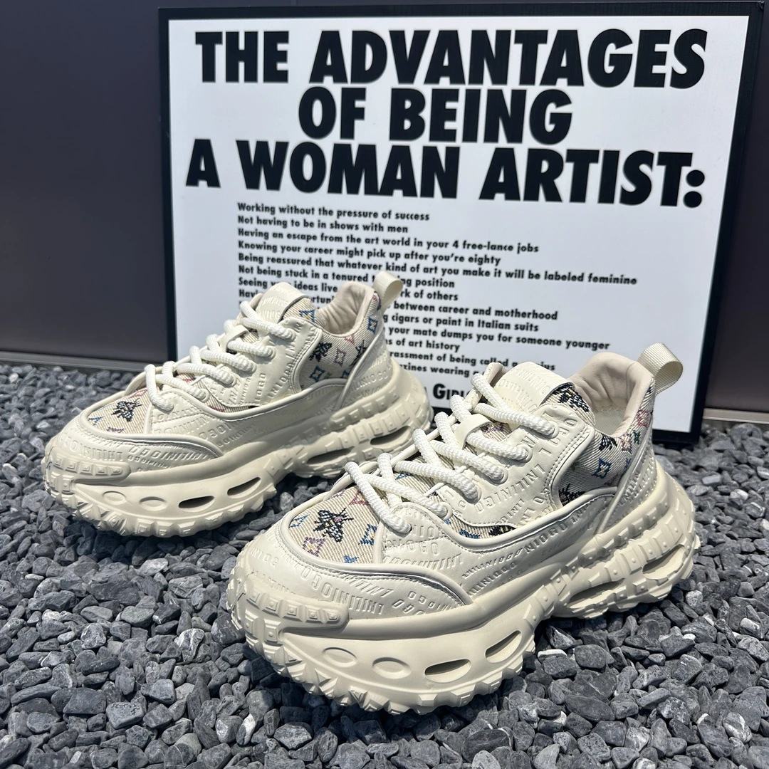 2025春季轻奢印花拼接男鞋潮鞋老爹鞋舒适百搭增高个性柔软ins