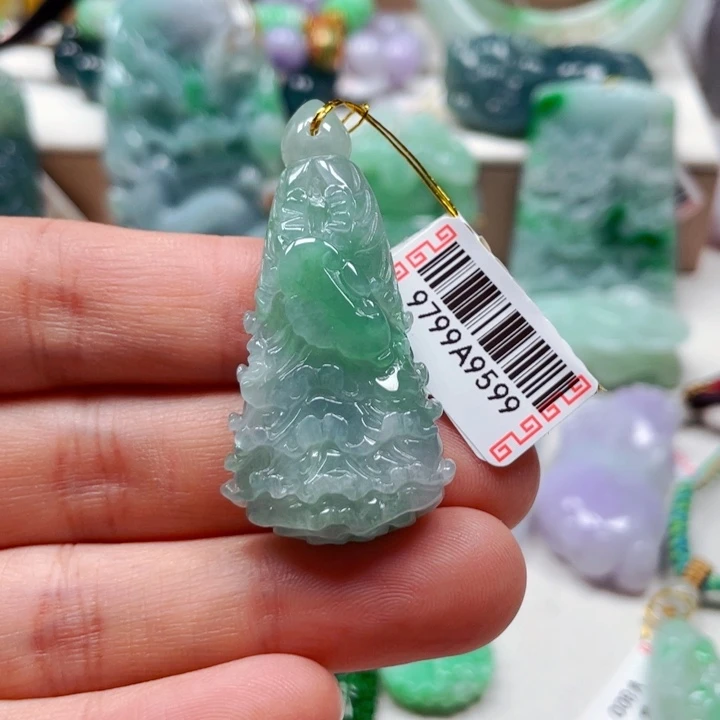 翡翠未镶嵌吊坠(不含链)