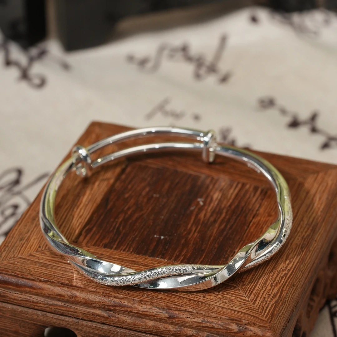 足银手镯 莫比乌斯环纯银999手镯女银镯子情人节送女友