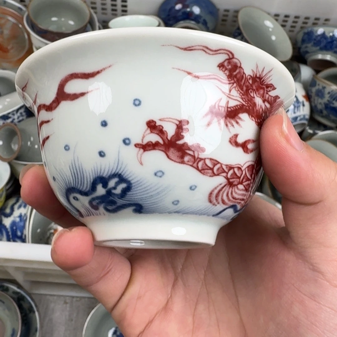 鱼化龙压手杯白瓷