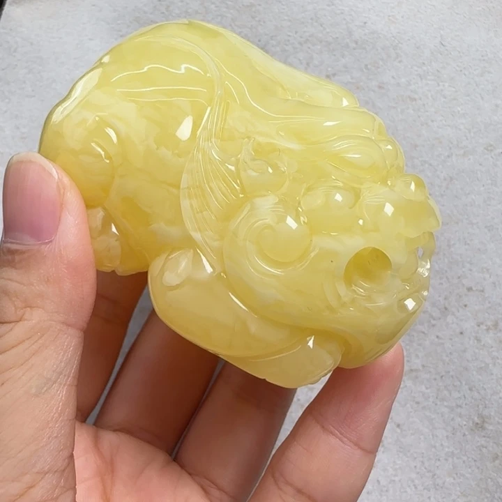 蜜蜡未镶嵌珠宝奇石