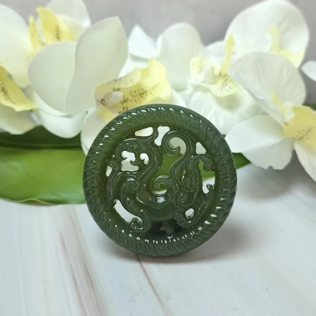 E和田玉仿古龙吊坠0498