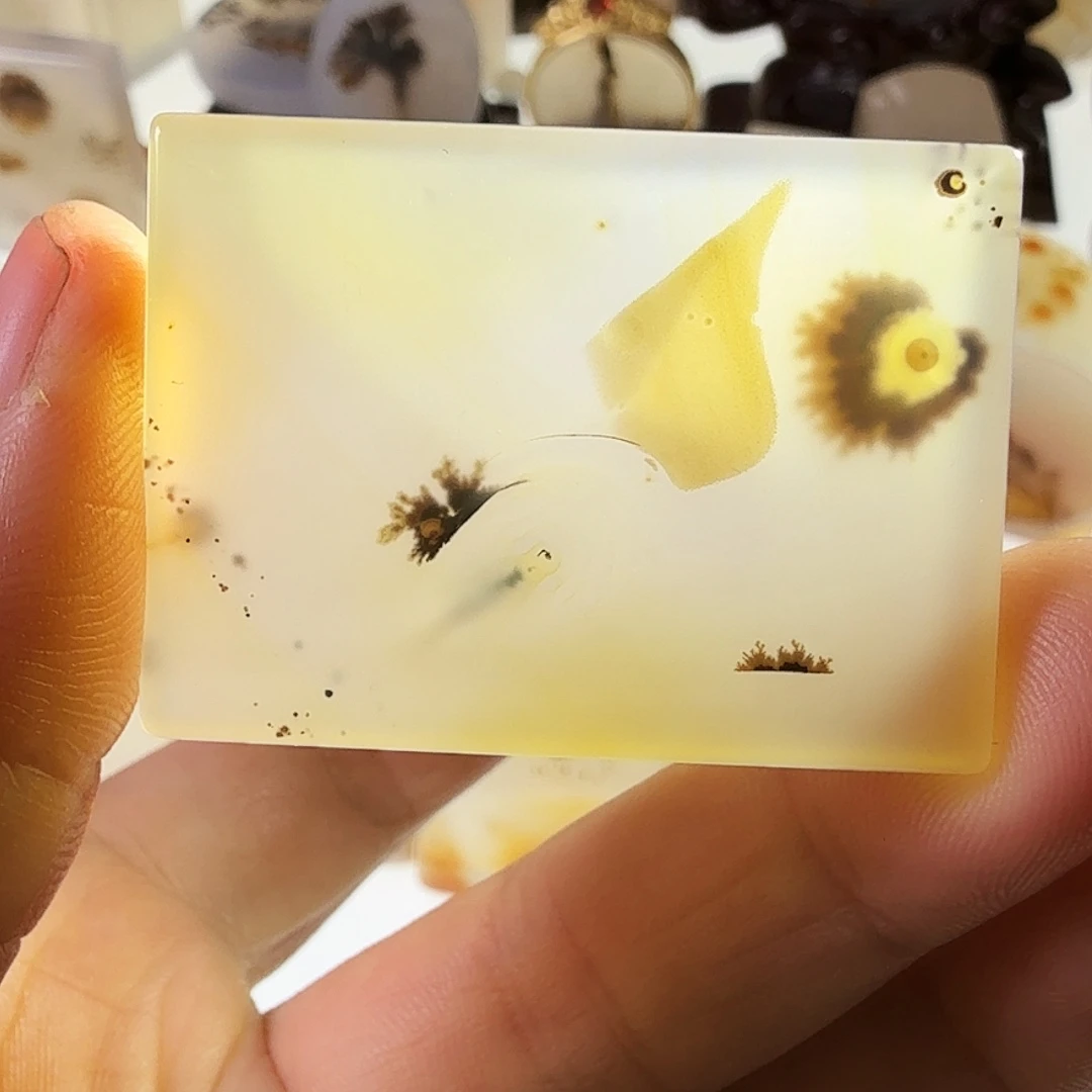 玛瑙/玉髓未镶嵌珠宝半成品