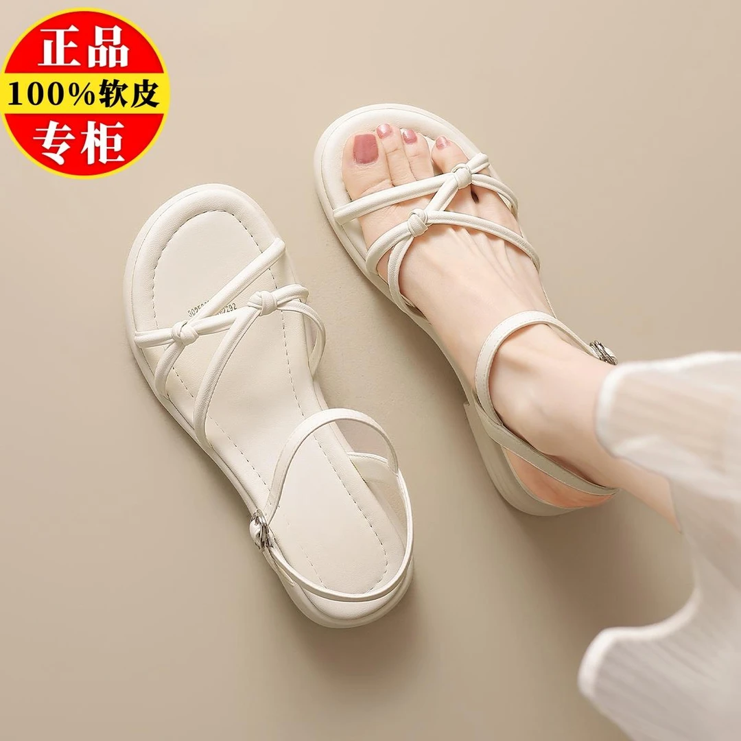 真皮一字带凉鞋女夏2025新款绝美平底不累脚仙女风罗马凉鞋