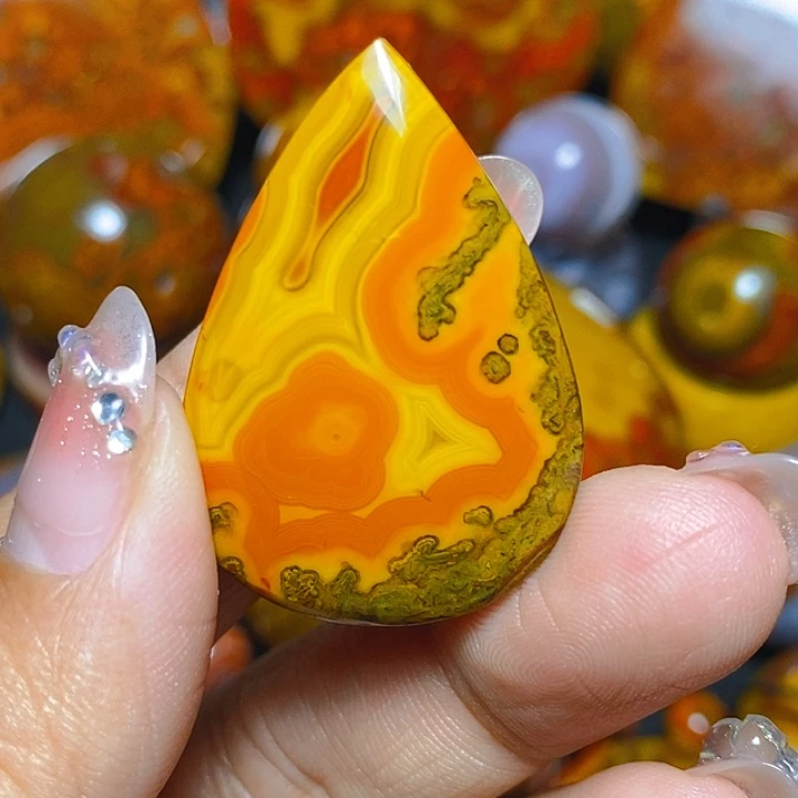 玛瑙/玉髓未镶嵌颈饰
