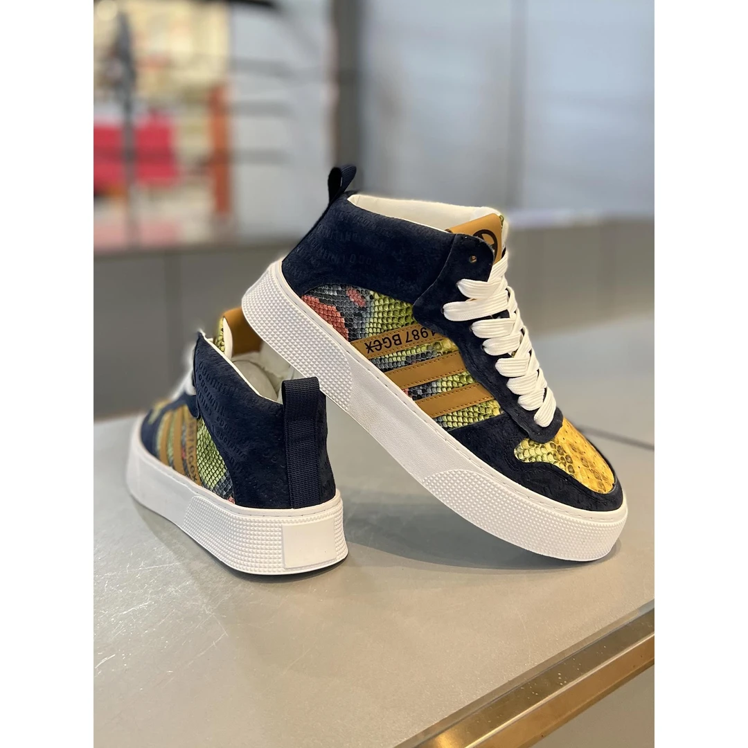 【香港DcSU&Shoes官方正品】反毛皮板鞋三道杠简约日常耐磨阿甘鞋