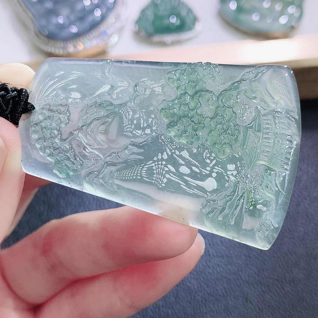 翡翠未镶嵌挂件翡翠