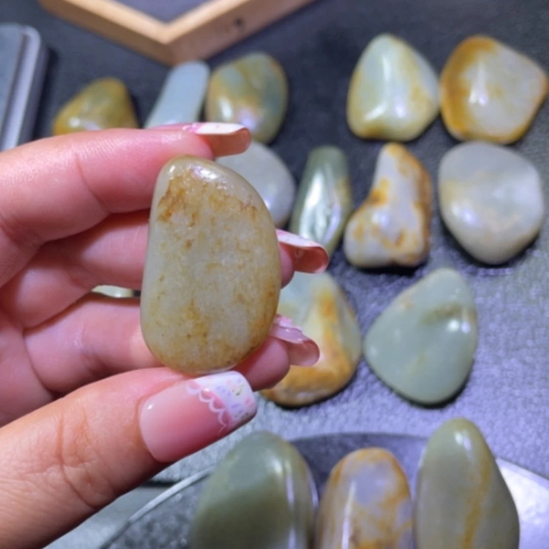 【闪购商品】和田玉未镶嵌颈饰新****厂