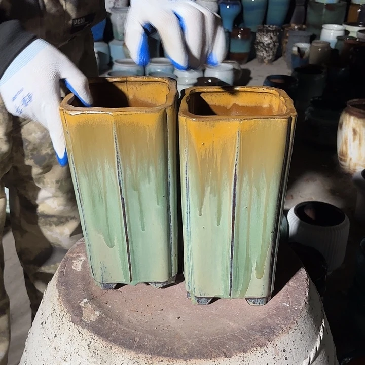 高度26厘米口14厘米