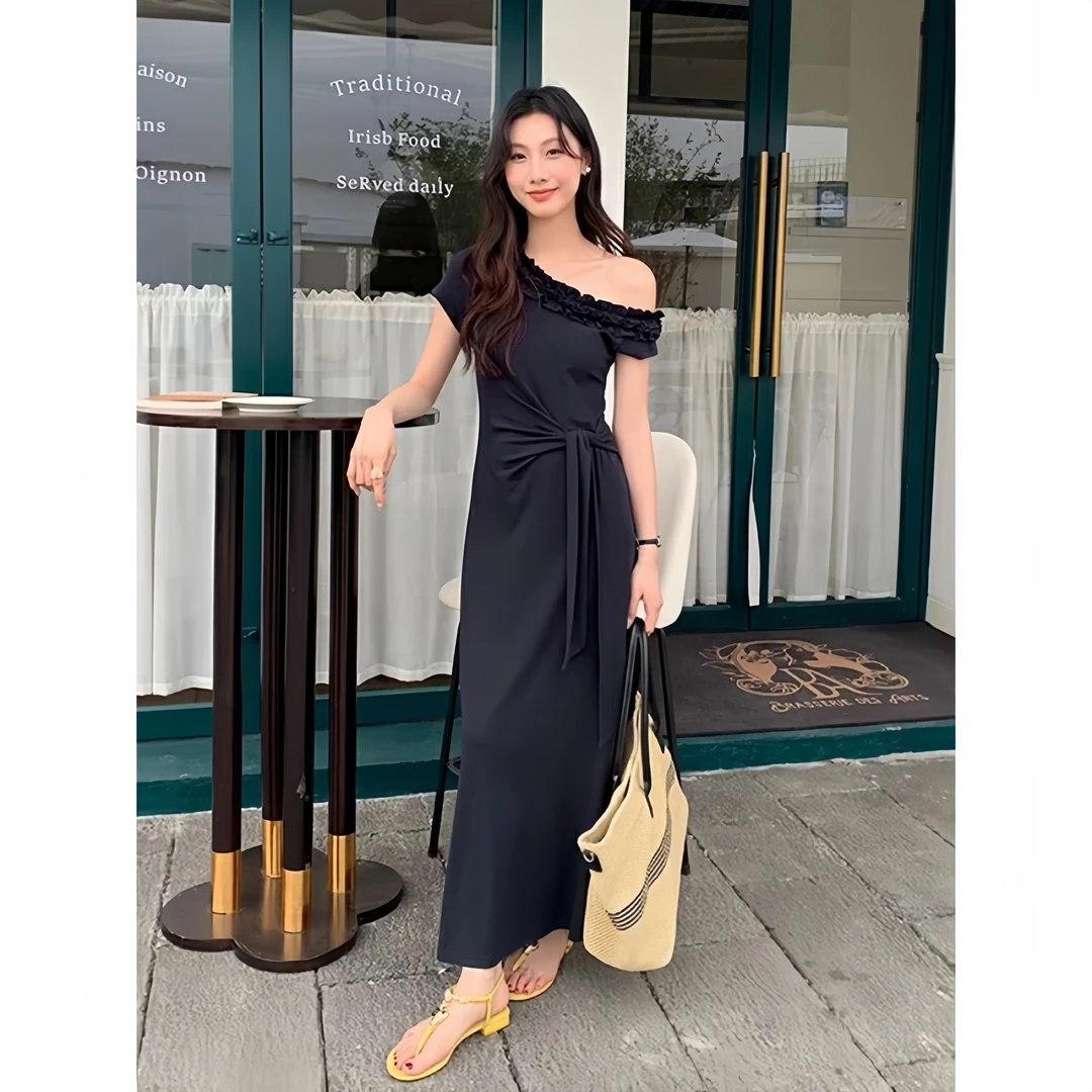 法式花边领绑带收腰显瘦连衣裙女2025新款夏季设计感露肩气质长裙