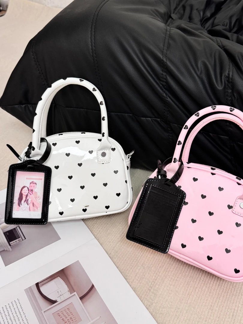 【美式甜心】小众设计爱心波点时尚百搭斜跨潮流网红休闲女士韩版包
