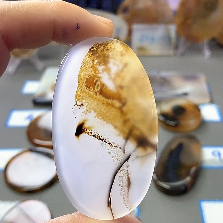 玛瑙/玉髓未镶嵌珠宝半成品