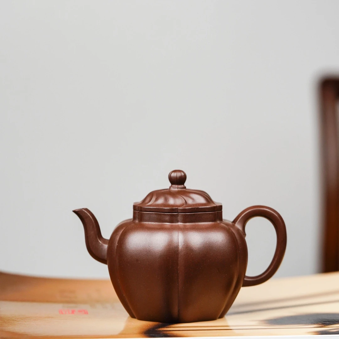 旋花宫灯·全手工 /容量250cc/极品老紫泥