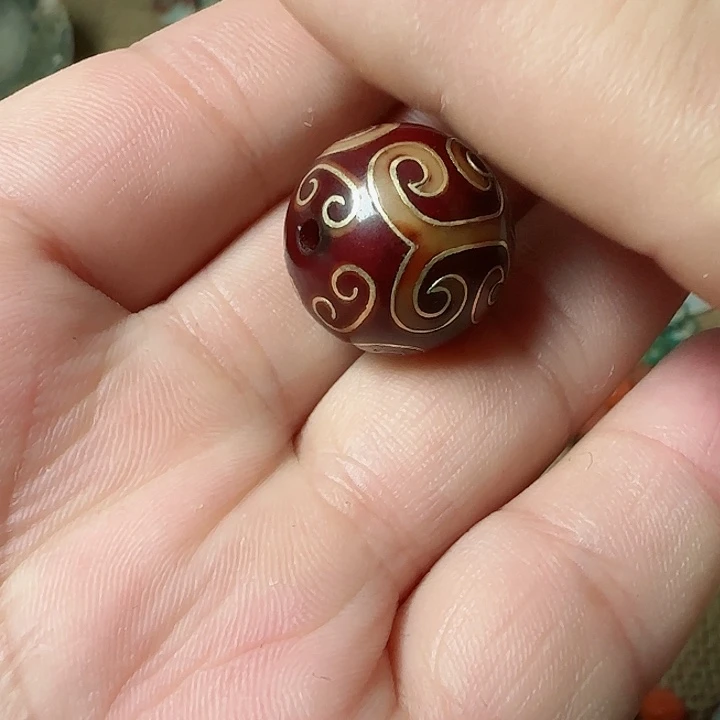 玛瑙/玉髓颈饰未镶嵌面***具