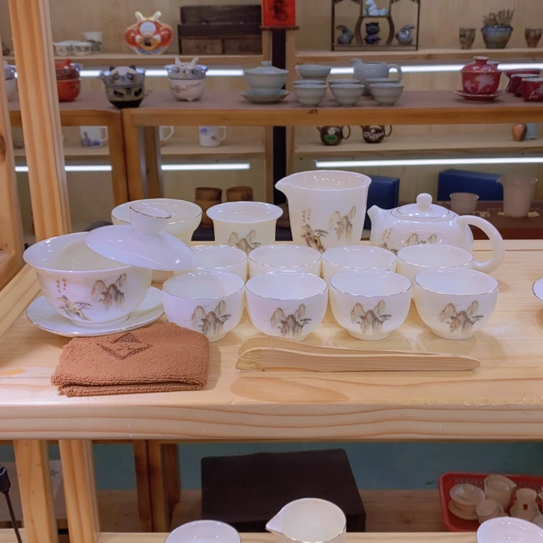 不止中国白羊脂玉瓷