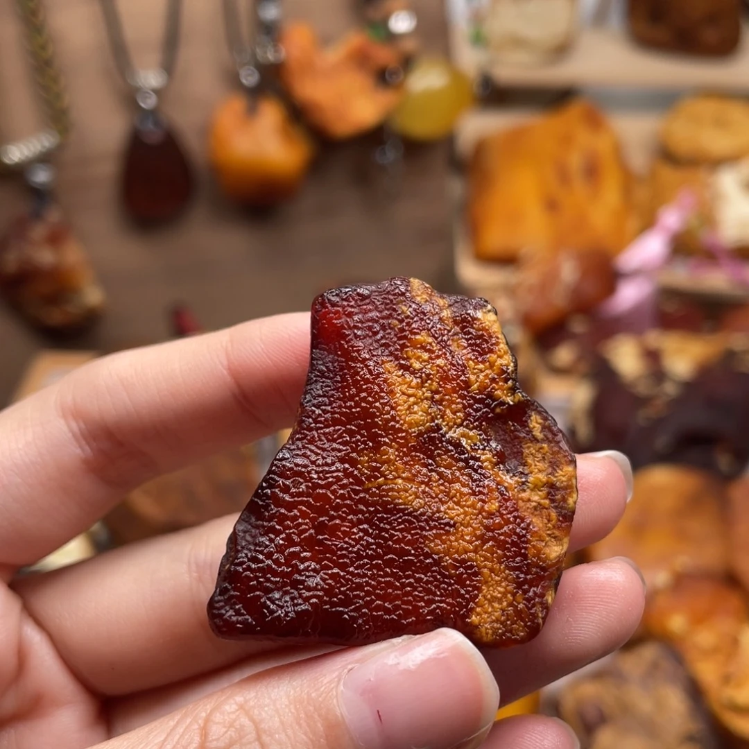 琥珀未镶嵌珠宝奇石